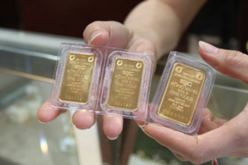 Khách hàng có thể vay vốn ngân hàng để mua vàng miếng không?