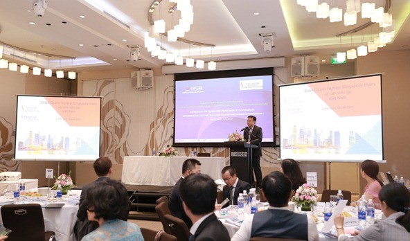 Liên đoàn Doanh nghiệp Singapore và NCB trong cuộc họp ngày 18/7 về cơ hội hợp tác phát triển 