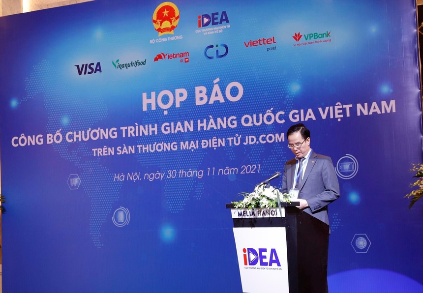 Phó tổng giám đốc VPBank Phạm Thanh Bình phát biểu tại sự kiện