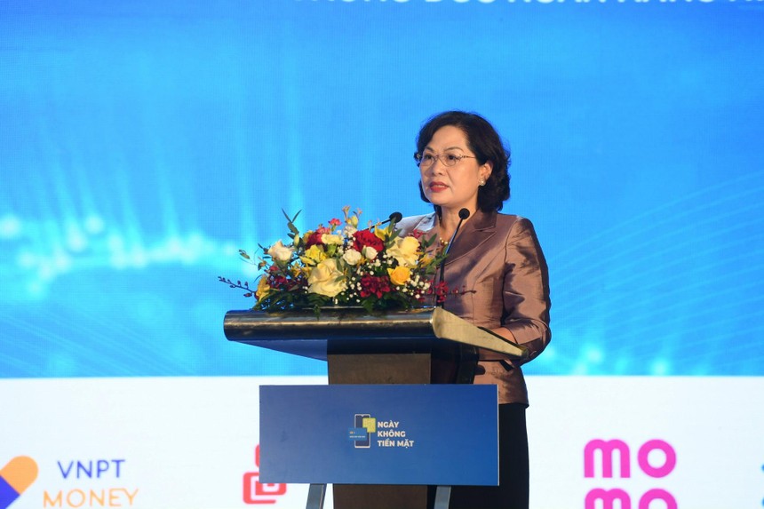 Bà Nguyễn Thị Hồng, Thống đốc Ngân hàng Nhà nước Việt Nam phát biểu tại sự kiện.