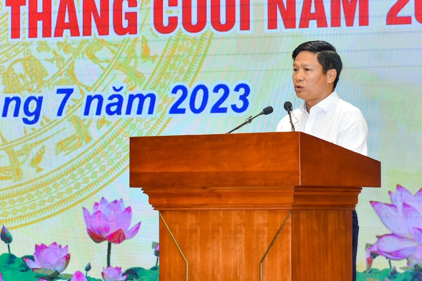 Ông Võ Minh Tuấn, Giám đốc NHNN Chi nhánh TP. Hồ Chí Minh phát biểu tại Hội nghị Sơ kết 6 tháng đầu năm 2023