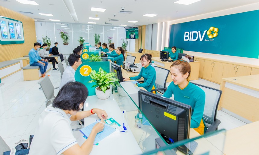 6 tháng đầu năm 2023, BIDV (BID) báo lãi hợp nhất trước thuế 13.862 tỷ đồng, theo đuổi mục tiêu trở thành “ngân hàng xanh” 