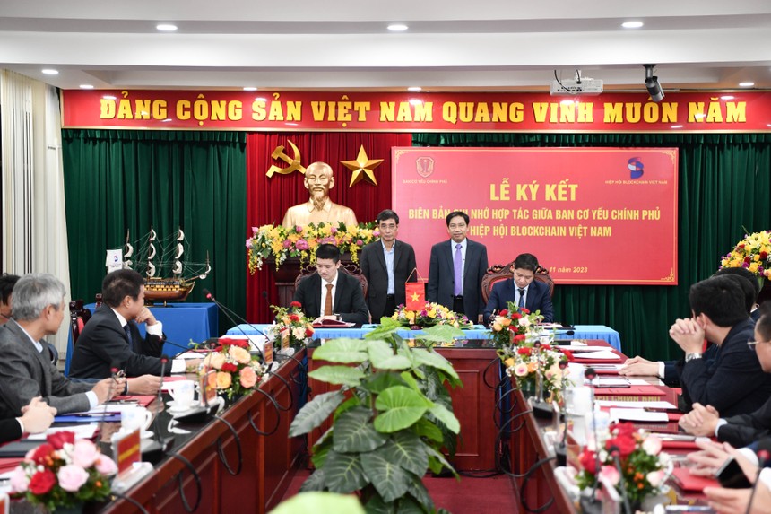 Ban Cơ yếu Chính phủ và Hiệp hội Blockchain Việt Nam ký kết thoả thuận hợp tác 