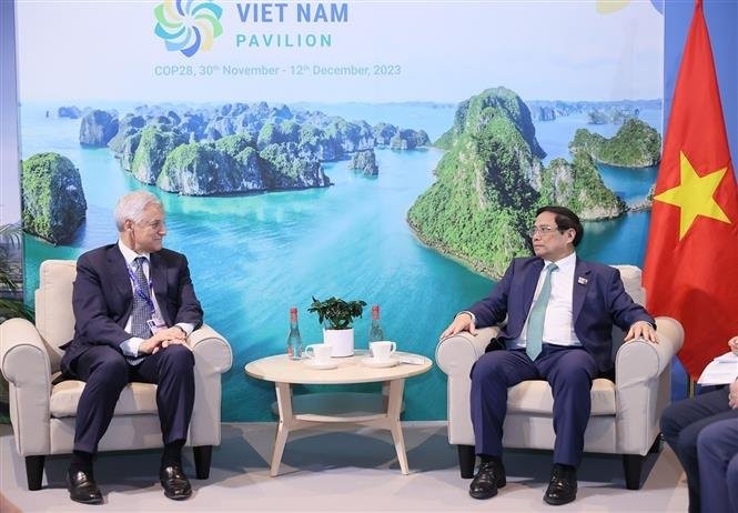 Ngân hàng Standard Chartered hỗ trợ các mục tiêu về biến đổi khí hậu của Việt Nam