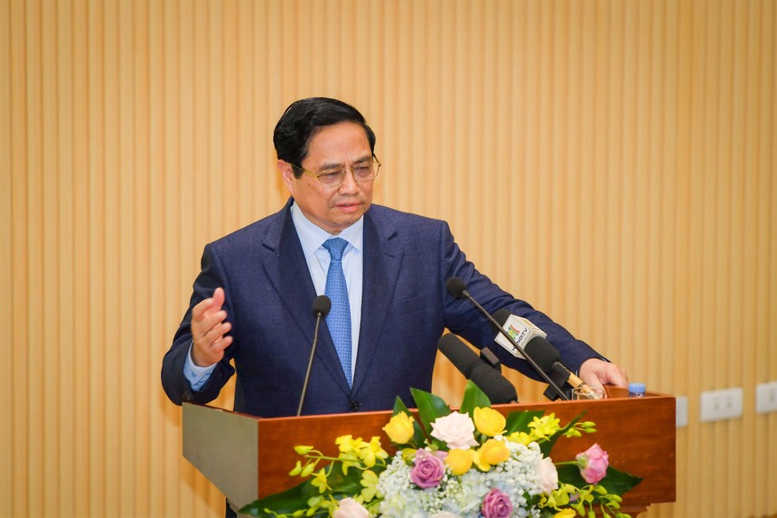 Thủ tướng Phạm Minh Chính phát biểu chỉ đạo tại Hội nghị triển khai nhiệm vụ ngân hàng năm 2024