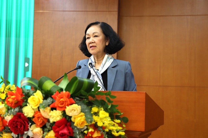 Bà Trương Thị Mai, Uỷ viên Bộ Chính trị, Thường Trực Ban Bí thư, Trưởng Ban Tổ chức Trung ương phát biểu tại Hội nghị Tổng kết công tác năm 2023, triển khai nhiệm vụ năm 2024 của Ban Kinh tế Trung ương.