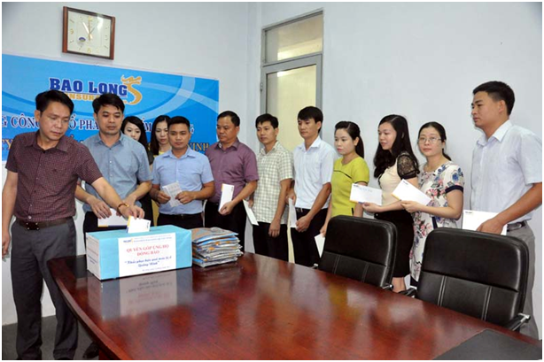 Bảo hiểm Bảo Long ủng hộ người dân Quảng Ninh chịu mưa lũ