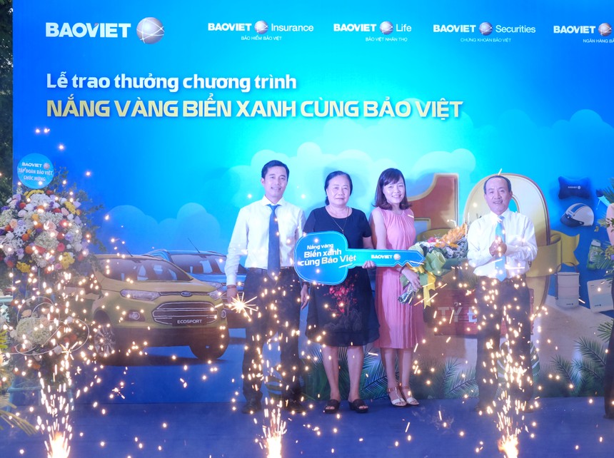 Thêm một khách hàng của Bảo Việt trúng thưởng xe ô tô Ford EcoSport 