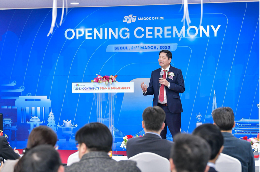 Chủ tịch HĐQT FPT Trương Gia Bình phát biểu trong lễ khai trương văn phòng thứ hai của FPT tại Hàn Quốc