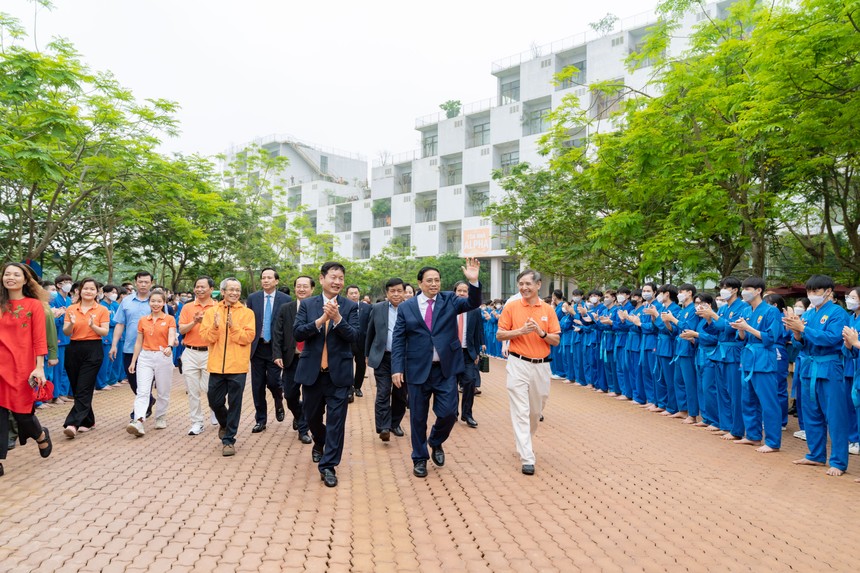 Thủ tướng Phạm Minh Chính thăm Đại học FPT hôm 14/4