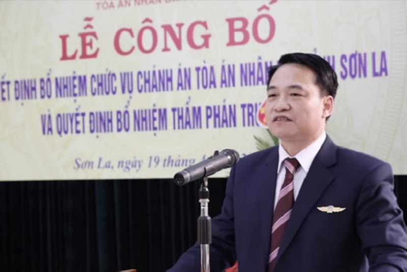 Ông Nguyễn Hồng Nam tại buổi lễ trao quyết định bổ nhiệm Chánh Tòa án nhân dân tỉnh Sơn La ngày 19/4/2018
