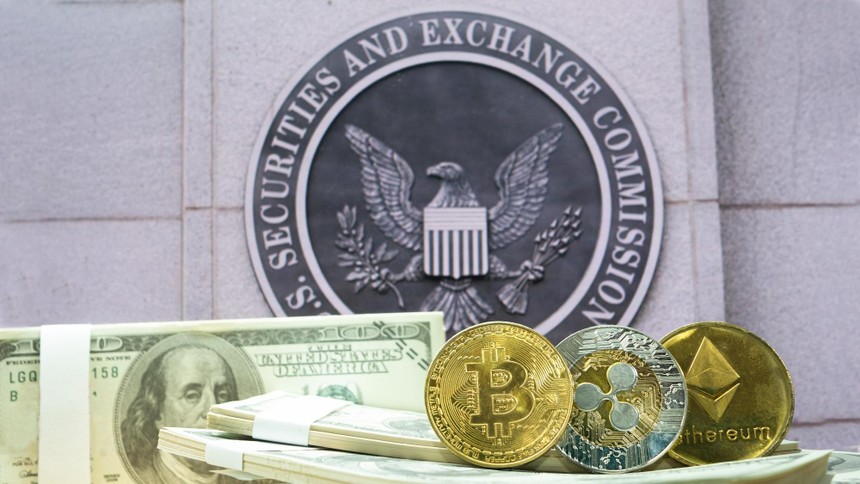 Giá Bitcoin hôm nay ngày 15/10: SEC phát tín hiệu về việc sẽ chấp nhận quỹ Bitcoin futures ETF, giá Bitcoin tăng vọt
