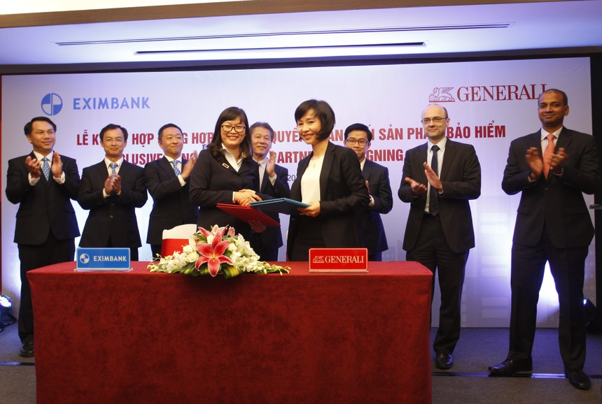 Generali Việt Nam hợp tác độc quyền với Eximbank