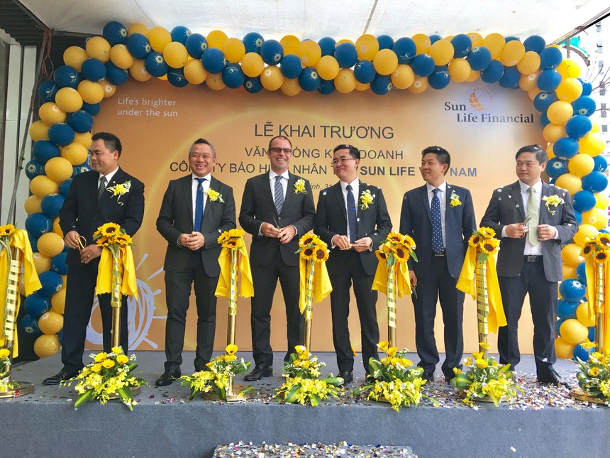 Sun Life Việt Nam khai trương Văn phòng Kinh doanh tại Bắc Giang và Nam Định