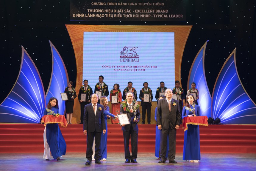 Generali Việt Nam được trao tặng Thương hiệu xuất sắc 2017