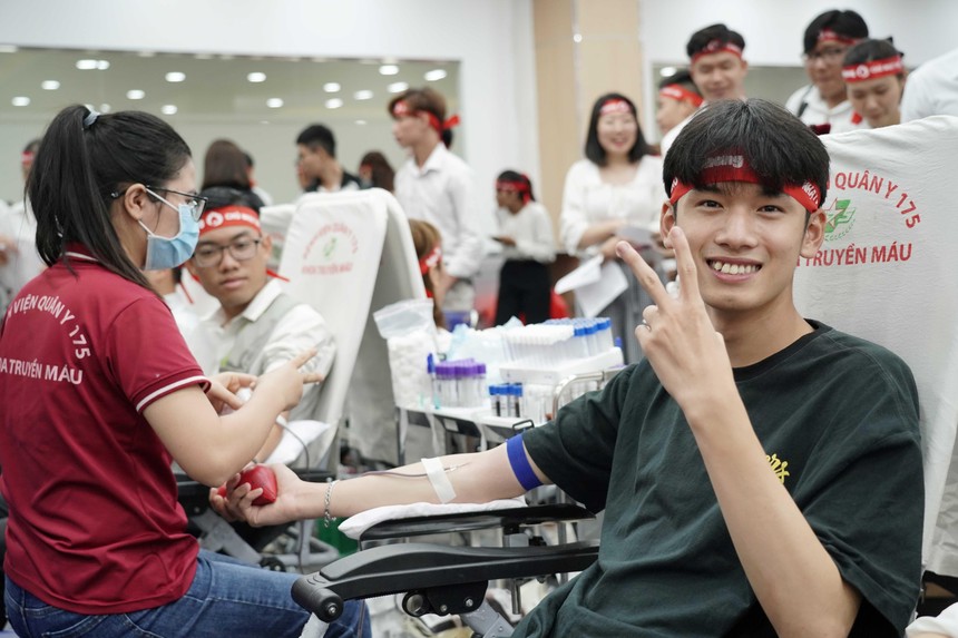 Amway Việt Nam đồng hành với chương trình hiến máu Chủ nhật Đỏ lần XIII 