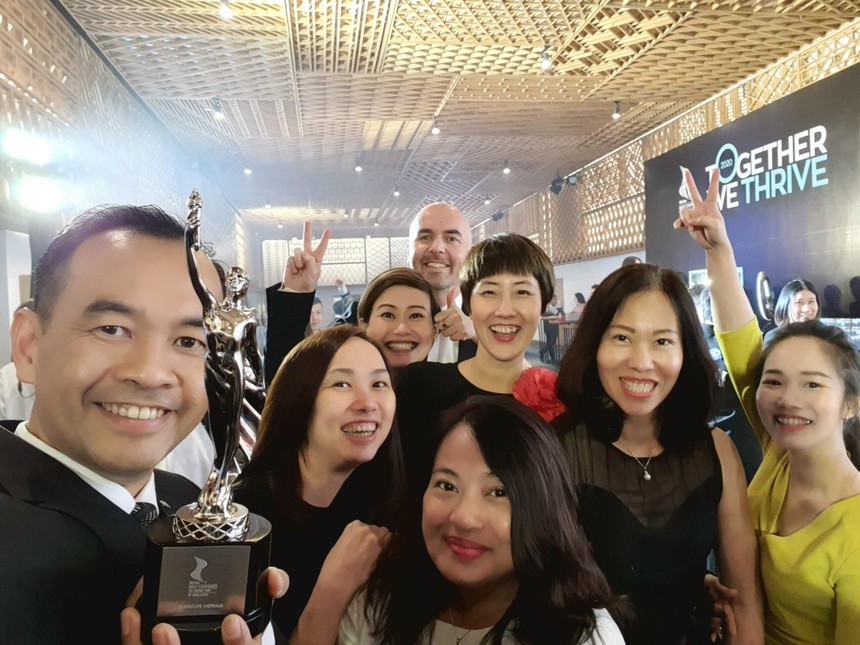 Manulife Việt Nam nhận giải thưởng Nơi làm việc tốt nhất châu Á 2021