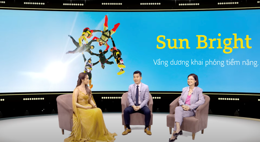 Đại diện Sun Life Việt Nam chia sẻ tại sự kiện “Sun Bright” – Vầng dương khai phóng tiềm năng