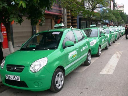 Một loạt quy định nhằm quản lý chặt hơn loại hình kinh doanh taxi đã được vạch lộ trình