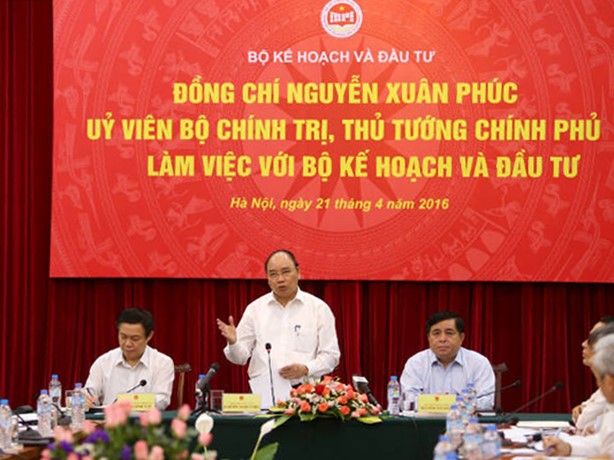 Thủ tướng Chính phủ Nguyễn Xuân Phúc làm việc tại Bộ Kế hoạch và Đầu tư