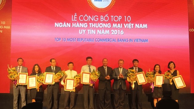 Lộ diện top 10 ngân hàng thương mại Việt Nam uy tín năm 2017