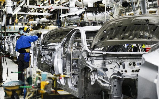 Tính chung 4 tháng đầu năm, sản lượng ô tô sản xuất đạt khoảng 61,4 nghìn chiếc, giảm 23,8% so với cùng kỳ năm trước