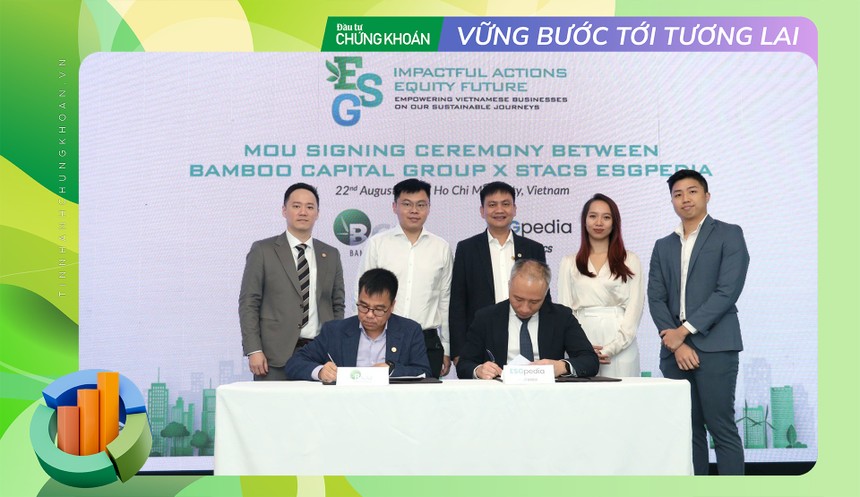 Ông Phạm Minh Tuấn - Phó Chủ tịch Tập đoàn Bamboo Capital và ông Benjamin Soh - Đồng sáng lập kiêm Giám đốc điều hành STACS - cùng ký kết thỏa thuận hợp tác