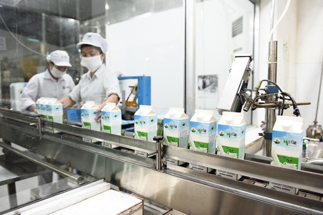 Mộc Châu Milk đầu tư dây chuyền vắt sữa và chế biến sữa hiện đại theo tiêu chuẩn châu Âu.