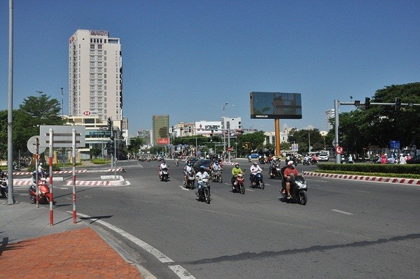 Thành phố Đà Nẵng bắt đầu sôi động trở lại.
