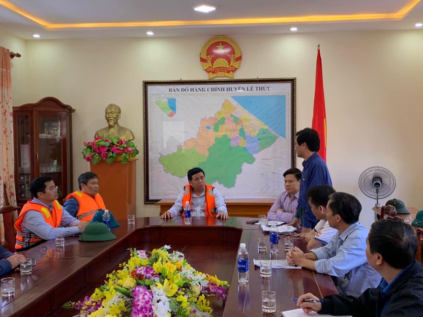 Bộ trưởng Nguyễn Chí Dũng làm việc tại tỉnh Quảng Bình