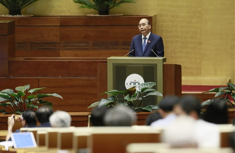 Kỳ họp thứ 8 (tháng 11/2019), người đứng đầu Chính phủ sau khi trình bày báo cáo đã dành 60 phút trả lời trực tiếp chất vấn của đại biểu Quốc hội - (Ảnh Duy Linh).