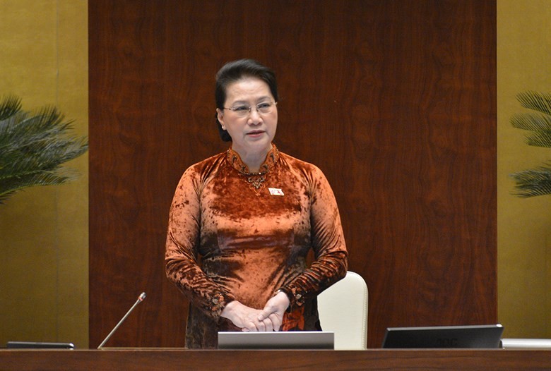 Chủ tịch Quốc hội Nguyễn Thị Kim Ngân trả lời chất vấn trực tiếp.