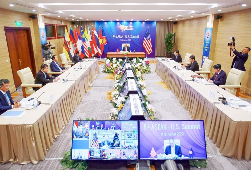 Thủ tướng Chính phủ Nguyễn Xuân Phúc chủ trì Hội nghị Cấp cao ASEAN - Hoa Kỳ lần thứ 8, trong khuôn khổ Hội nghị Cấp cao ASEAN lần thứ 37. Ảnh: Đức Thanh