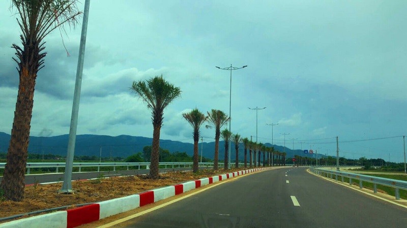 UBND tỉnh Bình Định vừa đồng ý chủ trương lập quy hoạch đối với quỹ đất dọc quốc lộ 19C (QL19C) nối dài và khu vực phía Tây đầm Thị Nại. Ảnh minh họa