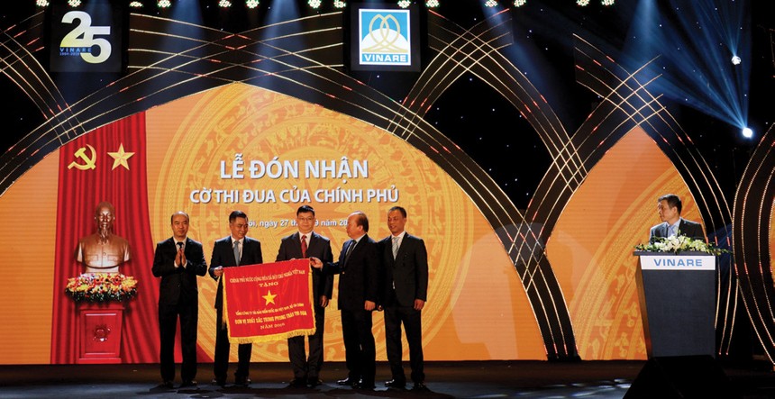Tổng công ty cổ phần Tái bảo hiểm quốc gia Việt Nam là nhà tái bảo hiểm hàng đầu trên thị trường