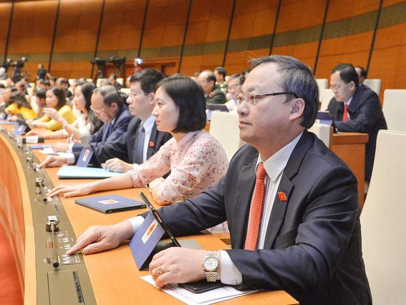 Một phiên họp toàn thể của Quốc hội tại kỳ họp thứ 10.