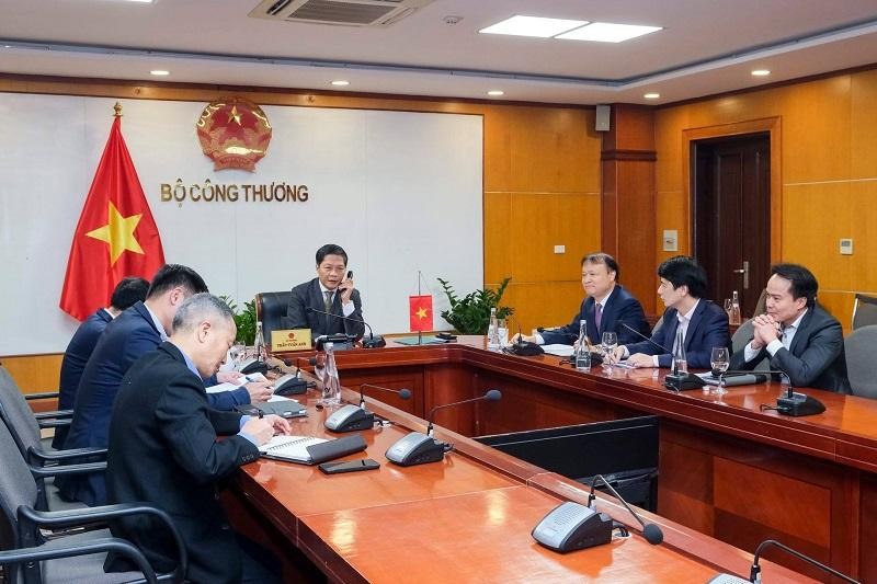 Việt Nam quyết tâm cùng với Hoa Kỳ thực hiện kế hoạch hành động chung hướng tới cán cân thương mại hài hòa và bền vững