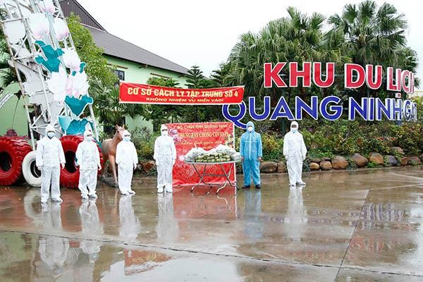 Bộ Chỉ huy Quân sự tỉnh Quảng Ninh tặng bánh chưng khu cách ly tập trung cơ sở 4 (Quảng Ninh GATE).
