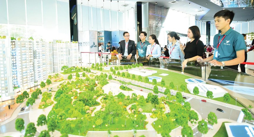 Một dự án căn hộ tại huyện Bình Chánh vừa được giới thiệu. Ảnh: Thiện Minh