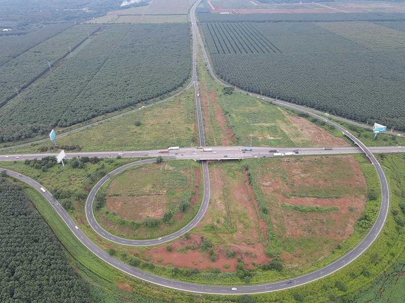 Nút giao Quôc lộ 1 với cao tốc Tp.HCM - Long Thành - Dầu Giây sẽ là điểm khởi đầu tuyến cao tốc Dầu Giây - Tân Phú.