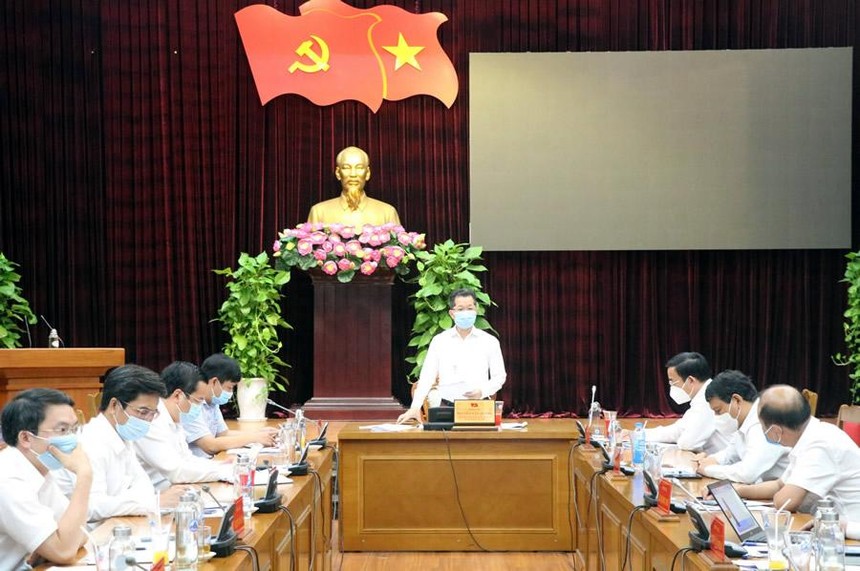 Bí thư Thành ủy Đà Nẵng, ông Nguyễn Văn Quảng yêu cầu cần tính toán lại kịch bản thu ngân sách phù hợp hơn.