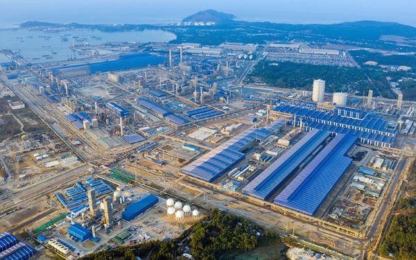 Những dự án lớn như thép Hoà Phát-Dung Quất đang là những hạt nhân tăng trưởng công nghiệp của Quảng Ngãi