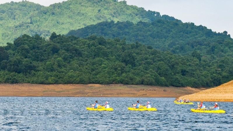 Hồ Phú Ninh một địa điểm du lịch nổi tiếng tại huyện Phú Ninh