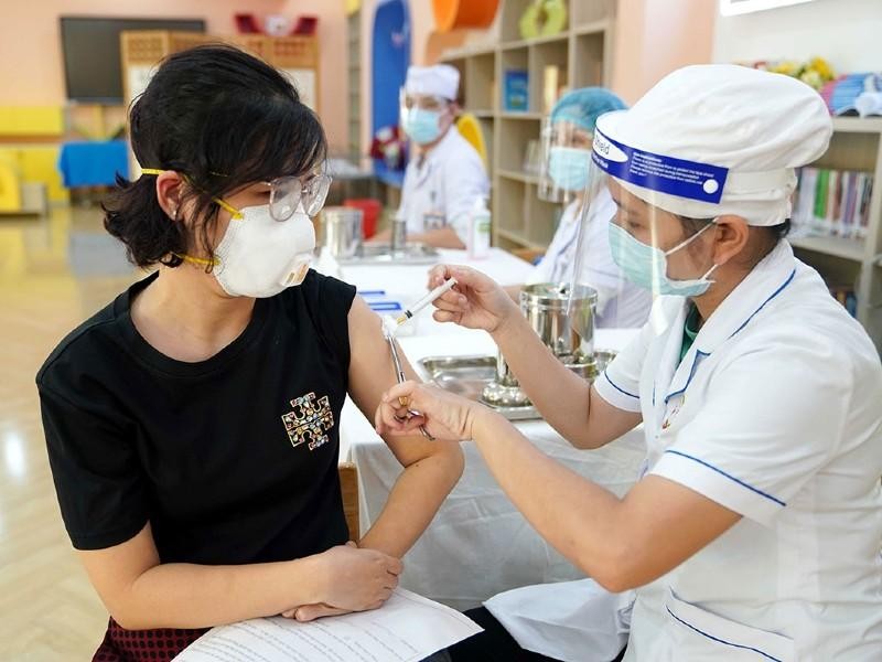 Bộ Y tế đã đồng ý với đề xuất của Sở Y tế TP.HCM tinh giản một số thủ tục trước và sau tiêm chủng vắc-xin.