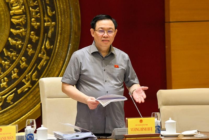 Chủ tịch Quốc hội Vương Đình Huệ chủ trì phiên họp - (Ảnh Quochoi.vn).