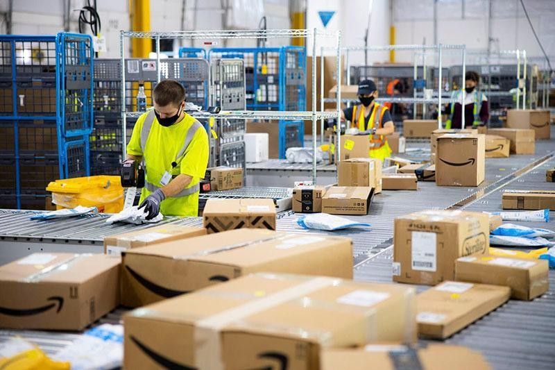 Tới đây, Bộ Kế hoạch và Đầu tư và Amazon sẽ bắt tay hợp tác để hỗ trợ các doanh nghiệp Việt muốn làm ăn với Amazon.