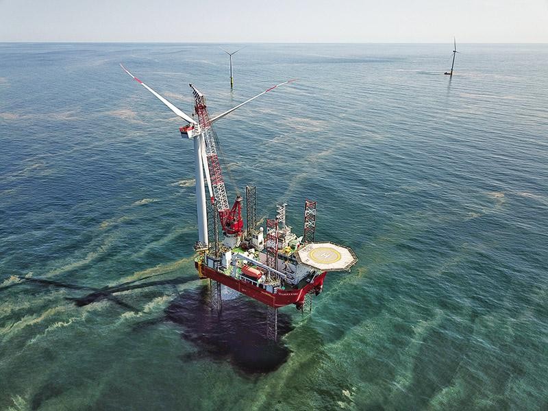 Một dự án điện gió ngoài khơi có vốn đầu tư tới cả tỷ USD và mất nhiều năm để triển khai.