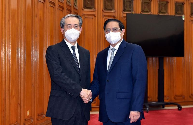 Thủ tướng Chính phủ Phạm Minh Chính và Đại sứ Trung Quốc tại Việt Nam Hùng Ba. (Ảnh: Nhật Bắc)