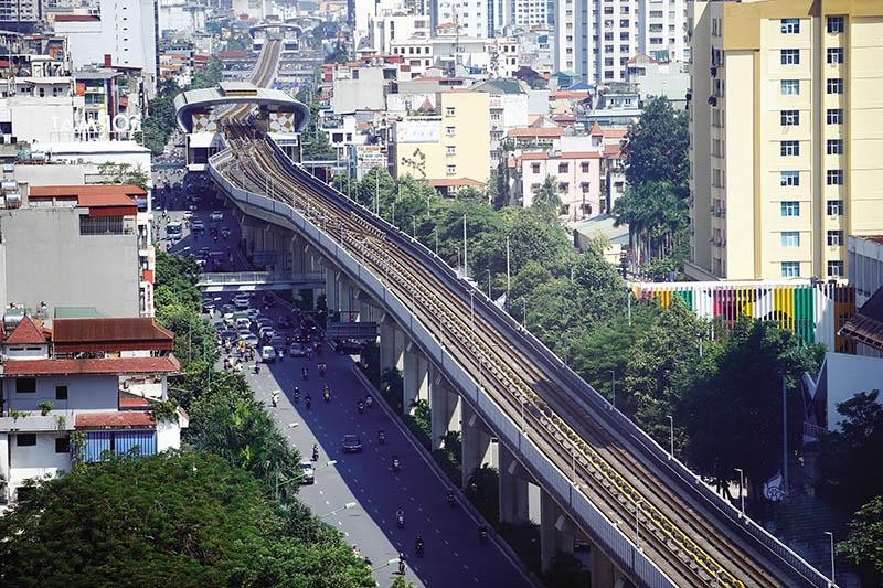 Dự án đường sắt đô thị tuyến Cát Linh - Hà Đông đã được đưa vào sử dụng sau nhiều lần lỡ hẹn. Ảnh: Đức Thanh