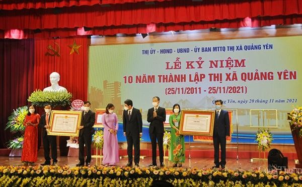 UBND tỉnh Quảng Ninh trao công nhận xã Hiệp Hòa, xã Tiền An đạt chuẩn nông thôn mới nâng cao
